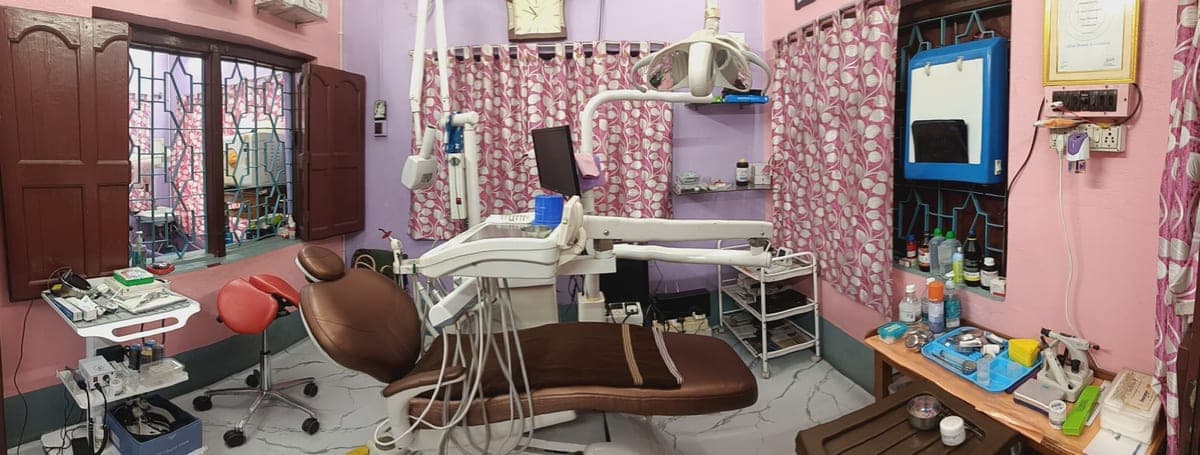 Dr. Chakraborty's Dental Clinic — Photo 4