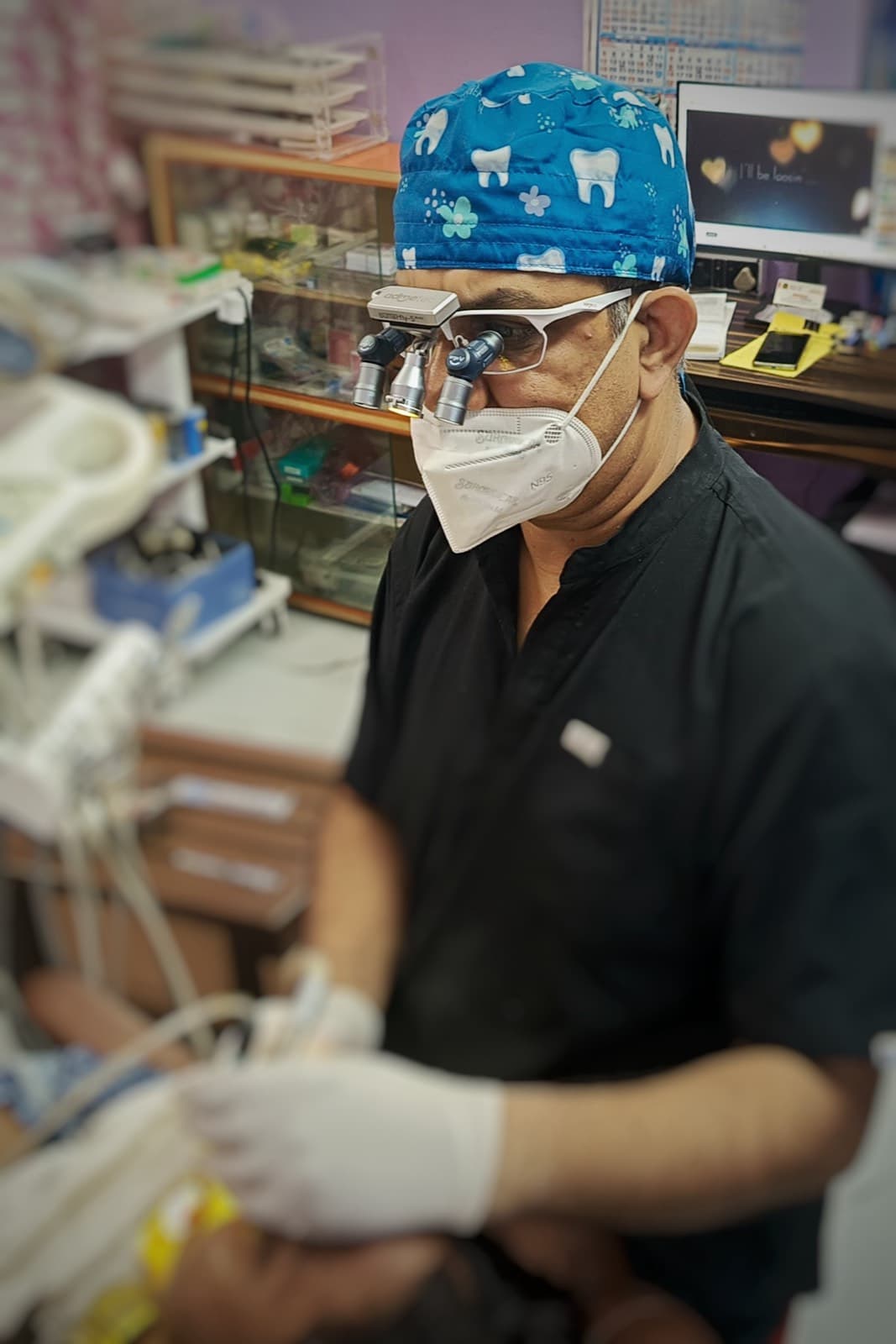 Dr. Utpal Chakraborty — Photo 10